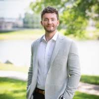 Gregory Hauer